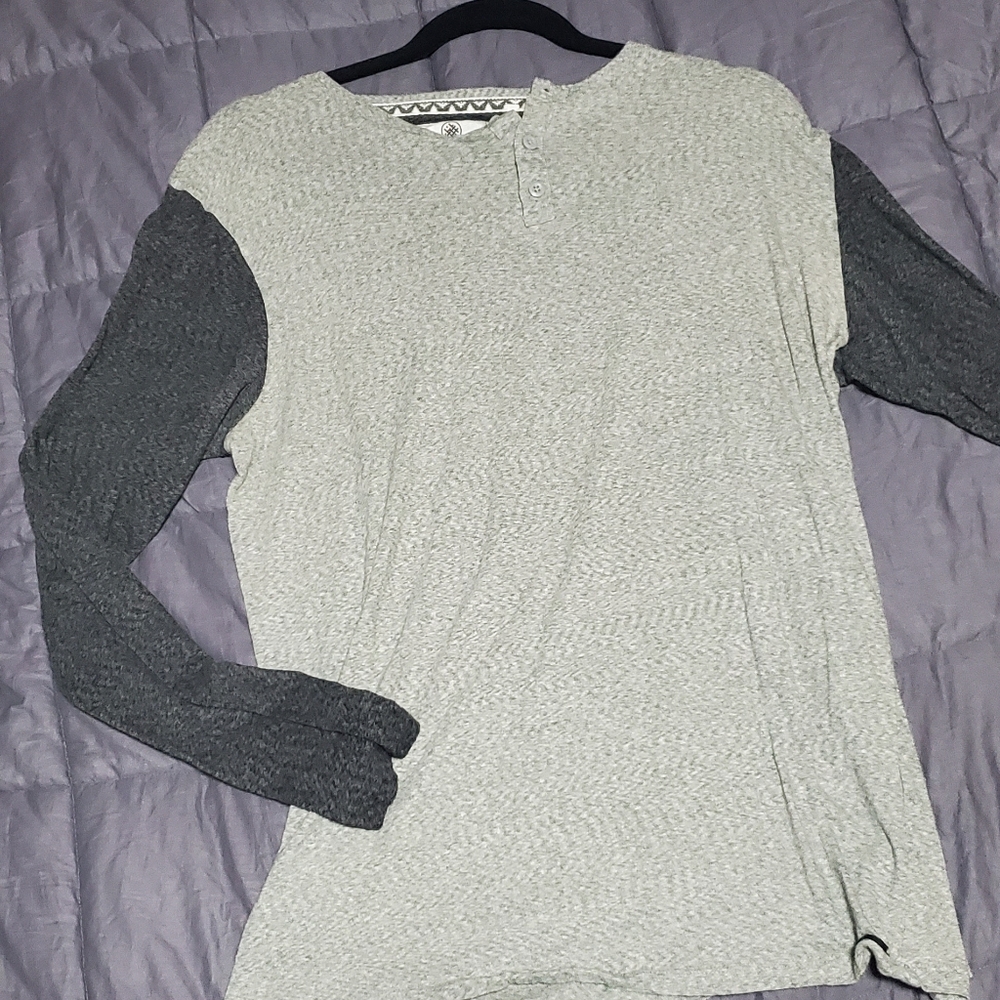 ON THE BYAS Long Sleeve Quarter Button Mens Large